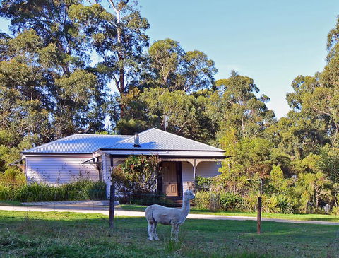 Araluen Park Cottages - Holiday Cairns 0