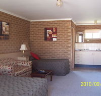 Arcadia Motor Inn - Holiday Cairns