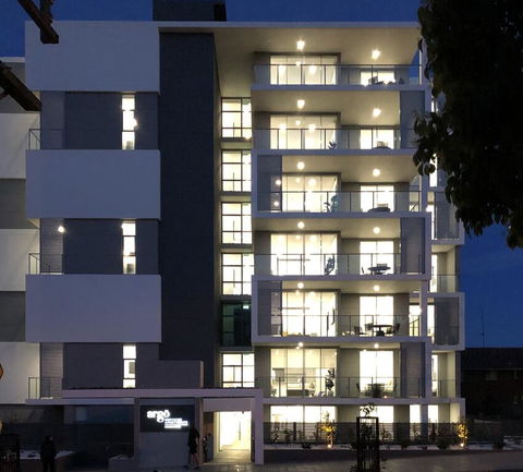 Argo Apartments - Holiday Cairns 0