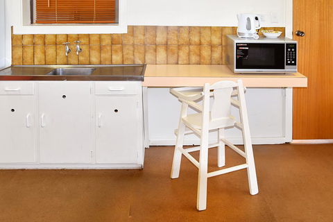 Armidale Motel - Holiday Cairns 3