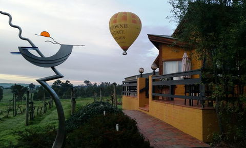 Art At Linden Gate - Holiday Cairns 1