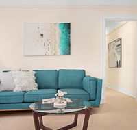 Art Deco apartment steps from harbour and beach - Holiday Cairns