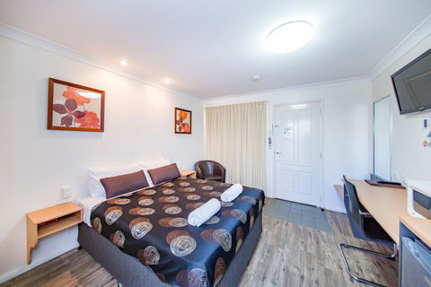 Ascot Lodge Motor Inn - Holiday Cairns 3