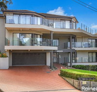 Ash Sienna - 2/49 Ash Street Terrigal - Holiday Cairns