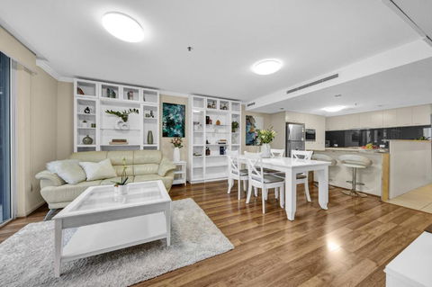 M On Mary Suites Brisbane City - Holiday Cairns 0