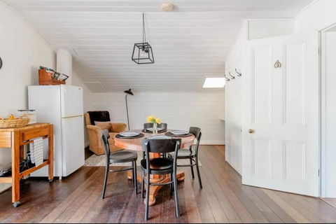 MARYBANK ESTATE - BARN LOFT - Holiday Cairns 3