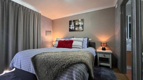 Melville Oasis - Holiday Cairns 1