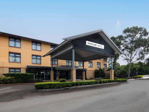 Mercure Sydney Blacktown - Holiday Cairns 2