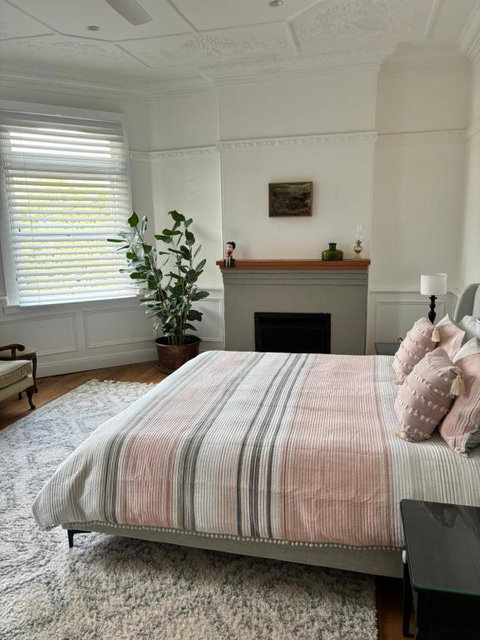 Marrickville Unique And Fresh Renovated Apartment - Holiday Cairns 0