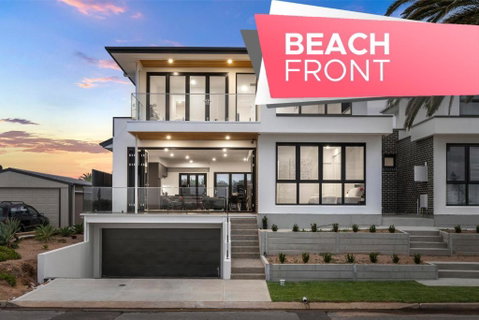 Moana Sands - Luxury Beachfront - Holiday Cairns 0