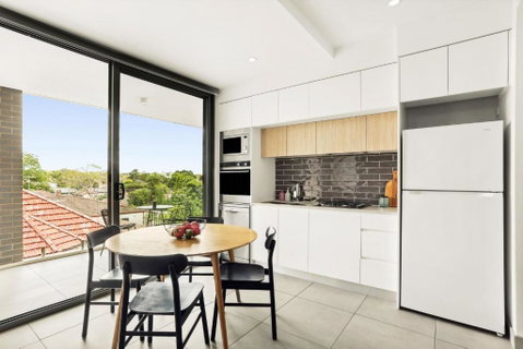 Modern 2BD In Trendy Inner West - Holiday Cairns 0