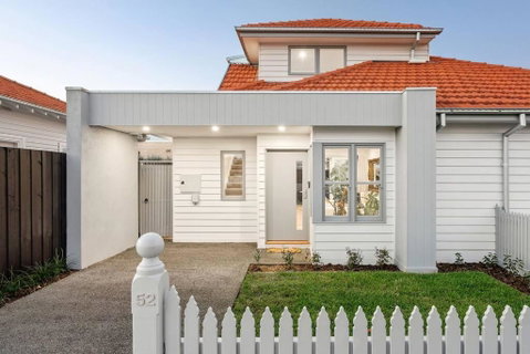 Modern Stylish Home - Walk To Beach - Holiday Cairns 3