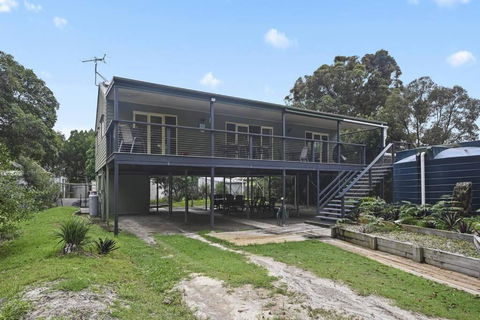 Moreton Island Retreat - Holiday Cairns 0