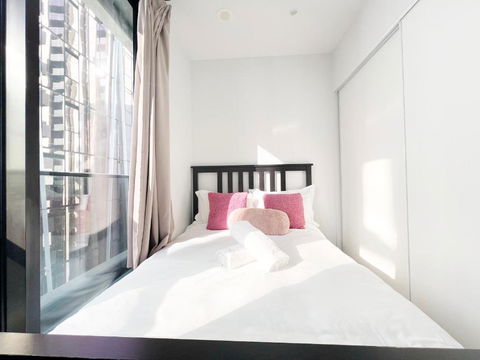 MY80 Apartment Located In The Inner Of Melbourne CBD - Holiday Cairns 3