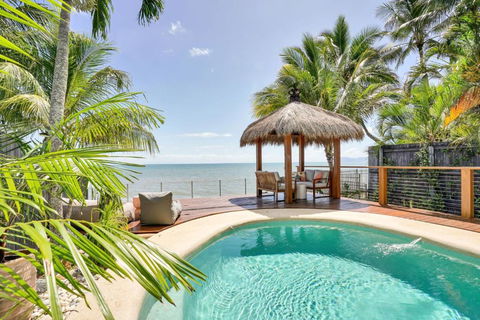 Mylara Beachfront Holiday Home - Holiday Cairns 2