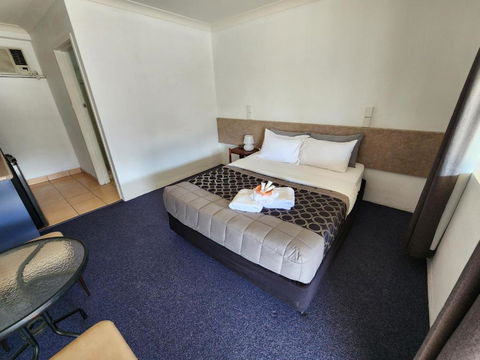 Nanango Star Motel - Holiday Cairns 0