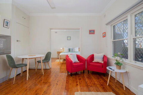Newcastle Nook - Convenient Comforts In The CBD - Holiday Cairns 0