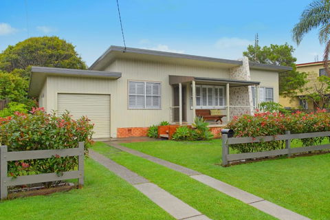 ONDINE, 4 Belmore Street - Holiday Cairns 3