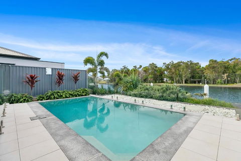 OSPREY ISLAND RETREAT - Holiday Cairns 2
