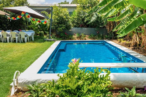OXLEY Mineral Pool & Private Home SuburbanSTAY - Holiday Cairns 2