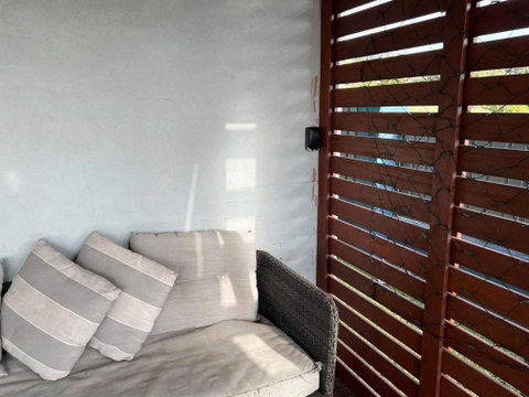 One Bedroom CBD Unit, Walk To Beaches & Cafes - Holiday Cairns 3