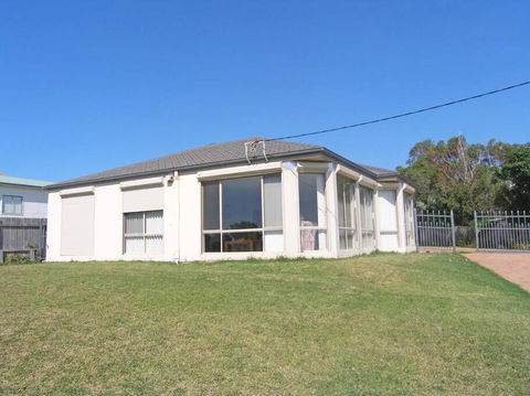 ORSO1O - Water View House - Holiday Cairns 0