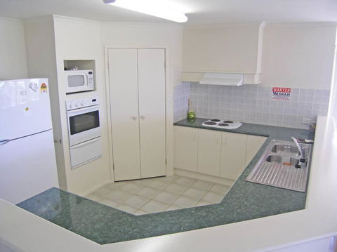 ORSO1O - Water View House - Holiday Cairns 2