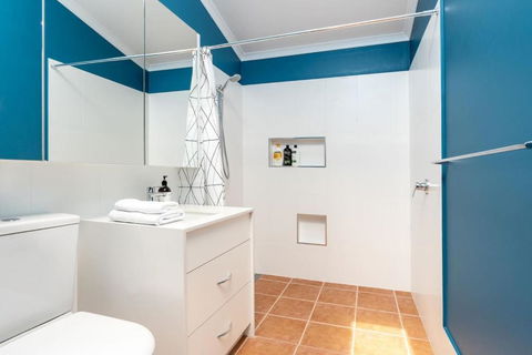 Peaceful 1BR Courtyard Unit In Quiet Dickson - Holiday Cairns 3