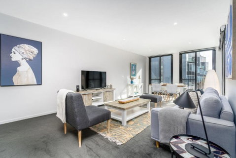 Paradise In Popular Pier Complex Apt - Kingston - Holiday Cairns 1