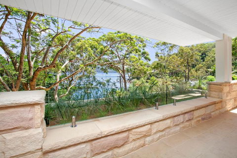 Paradise On Pittwater - Paradise Beach - Holiday Cairns 2