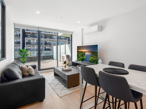 Peaceful 1-Bed Unit With A Spacious Balcony - Holiday Cairns 0