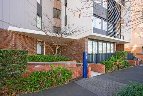 Penrith 3Br Apt Close ToTrain Station & Shopping - Holiday Cairns 2