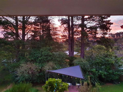 Perfect Holiday Home To Relax In Blue Mountains - Holiday Cairns 2