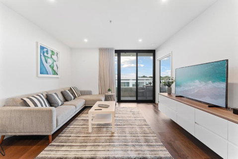 Perfect Location 1-Bed With Balcony, BBQ & Parking - Holiday Cairns 0