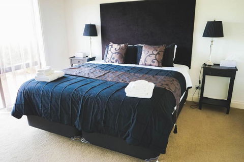 Petit Verdot Cottage - A Vineyard Retreat In Barossa Valley - Holiday Cairns 3