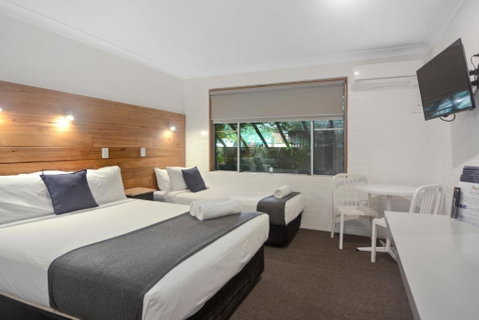 Pleasant Way River Lodge - Holiday Cairns 1