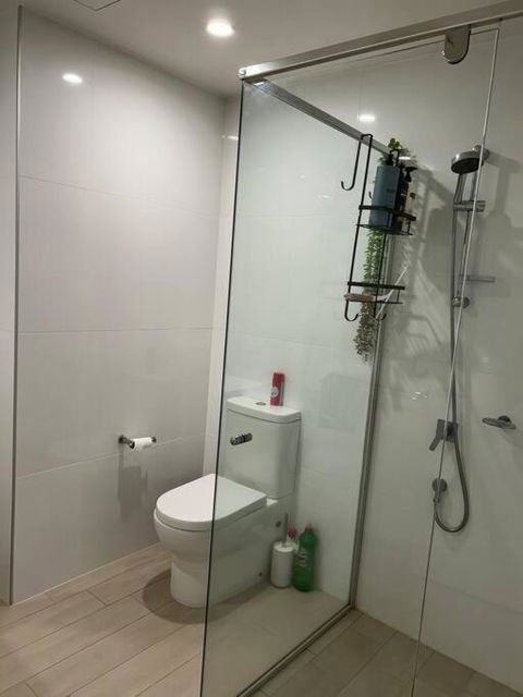 Plush Apartment On Mort - Holiday Cairns 1