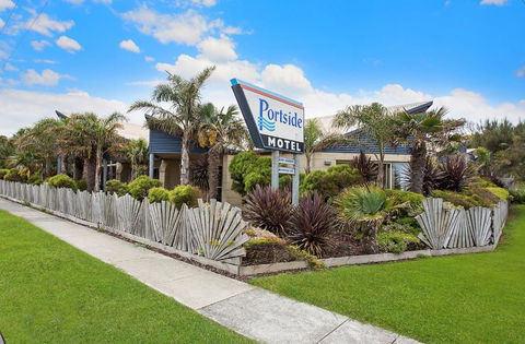 Portside Motel - Holiday Cairns 3