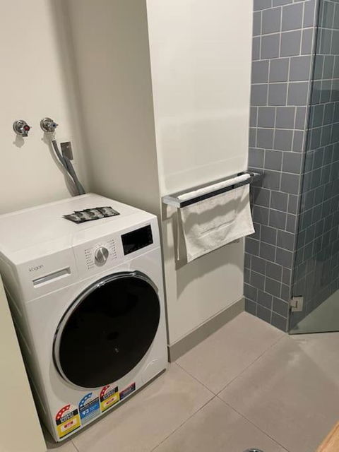 Preston - Entire Unit With 2 Beds 2 Baths - Holiday Cairns 2