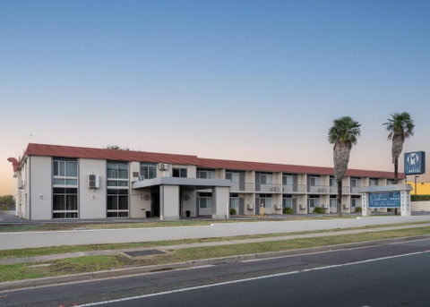Posthouse Motor Lodge - Holiday Cairns 1