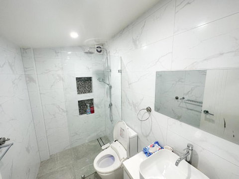 Private, Local Living Studio In Mascot, Airport - Holiday Cairns 1