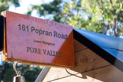Pure Valley Estate - Holiday Cairns 0