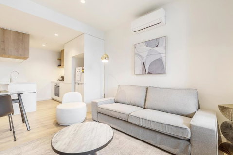 Quaint Stylish Hideout In Trendy South Melbourne - Holiday Cairns 2