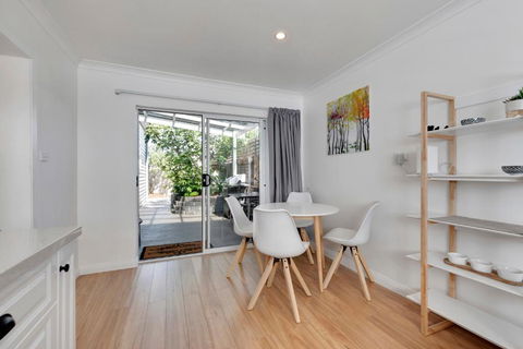 Quince Cottage - Holiday Cairns 2