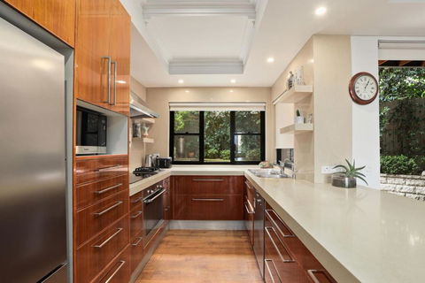 Ra Wonga - Queenscliff Beach House - Holiday Cairns 3
