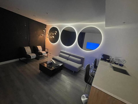 Radiance Residence RnR - Holiday Cairns 3