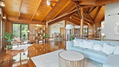 Rainforest Treehouse Sanctuary - With Ocean Views - Holiday Cairns 1