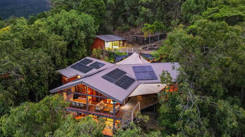 Rainforest Treehouse Sanctuary - With Ocean Views - Holiday Cairns 0