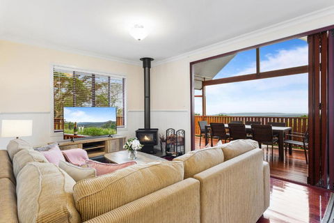 Ravensbourne Escape- Quingilli - Holiday Cairns 1