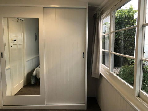 Recreation Cottage - Holiday Cairns 3